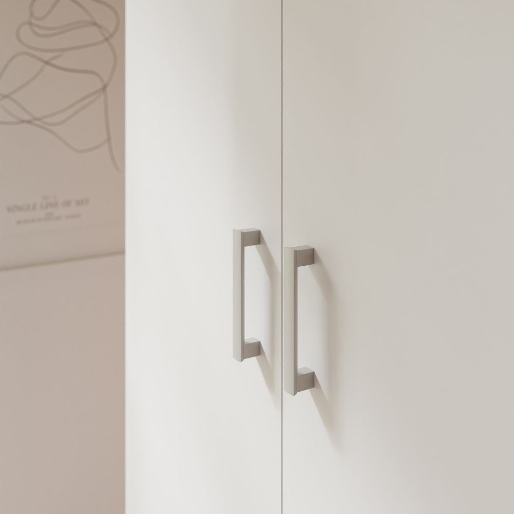 Armadio Arcadia 4 ante battenti e un cassetto colore bianco