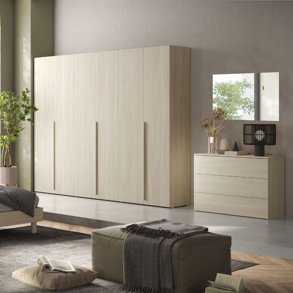 Camera da letto Corinna con armadio 6 ante battenti e letto in legno colore olmo