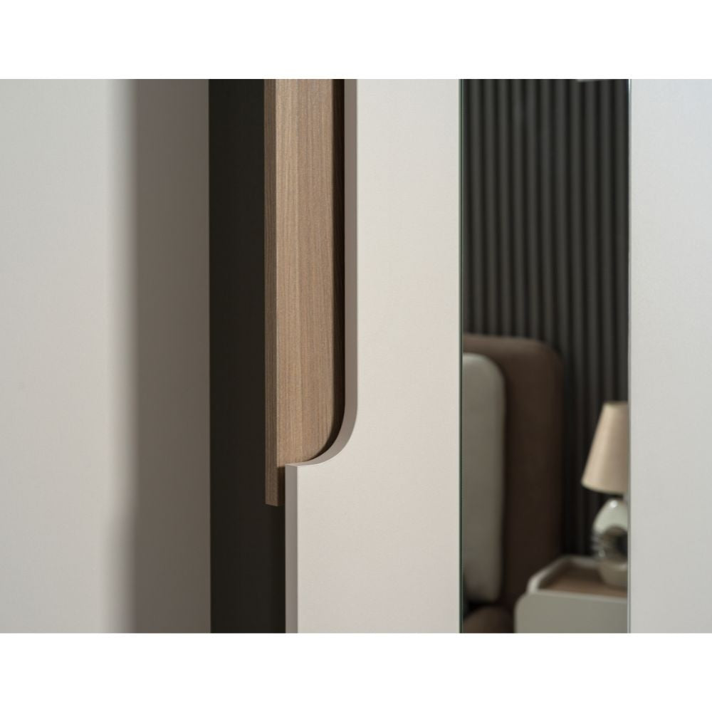 Camera da letto Loana con letto imbottito contenitore e armadio 6 ante con specchi colore cashmere biscotto