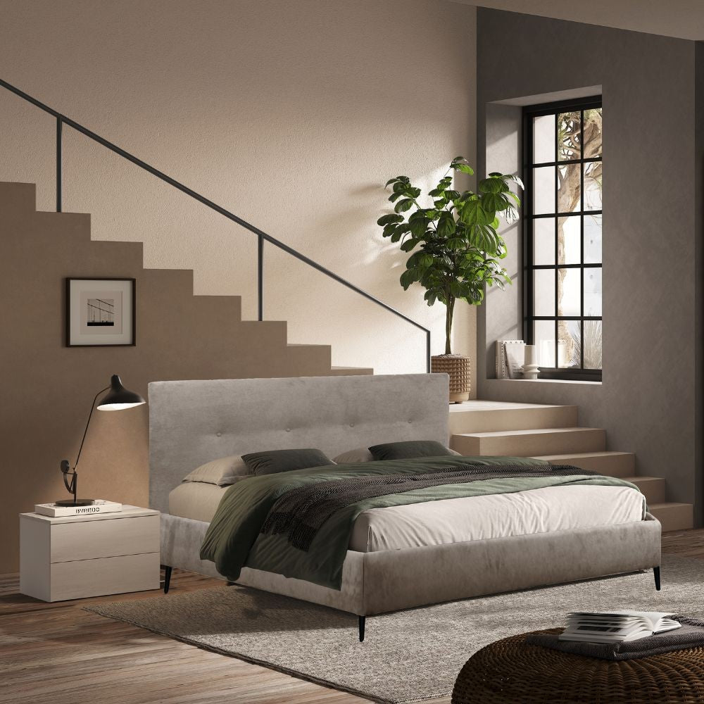 Camera da letto Michela con armadio 6 ante battenti con specchio in bianco neve e letto matrimoniale Stiletto tortora