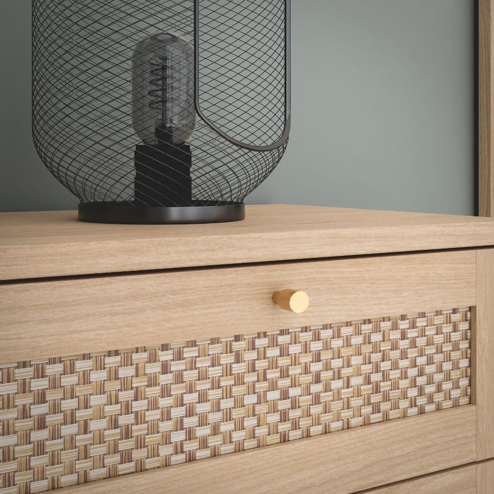 Cassettiera Livia 4 cassetti con dettagli in rattan intrecciato colore rovere