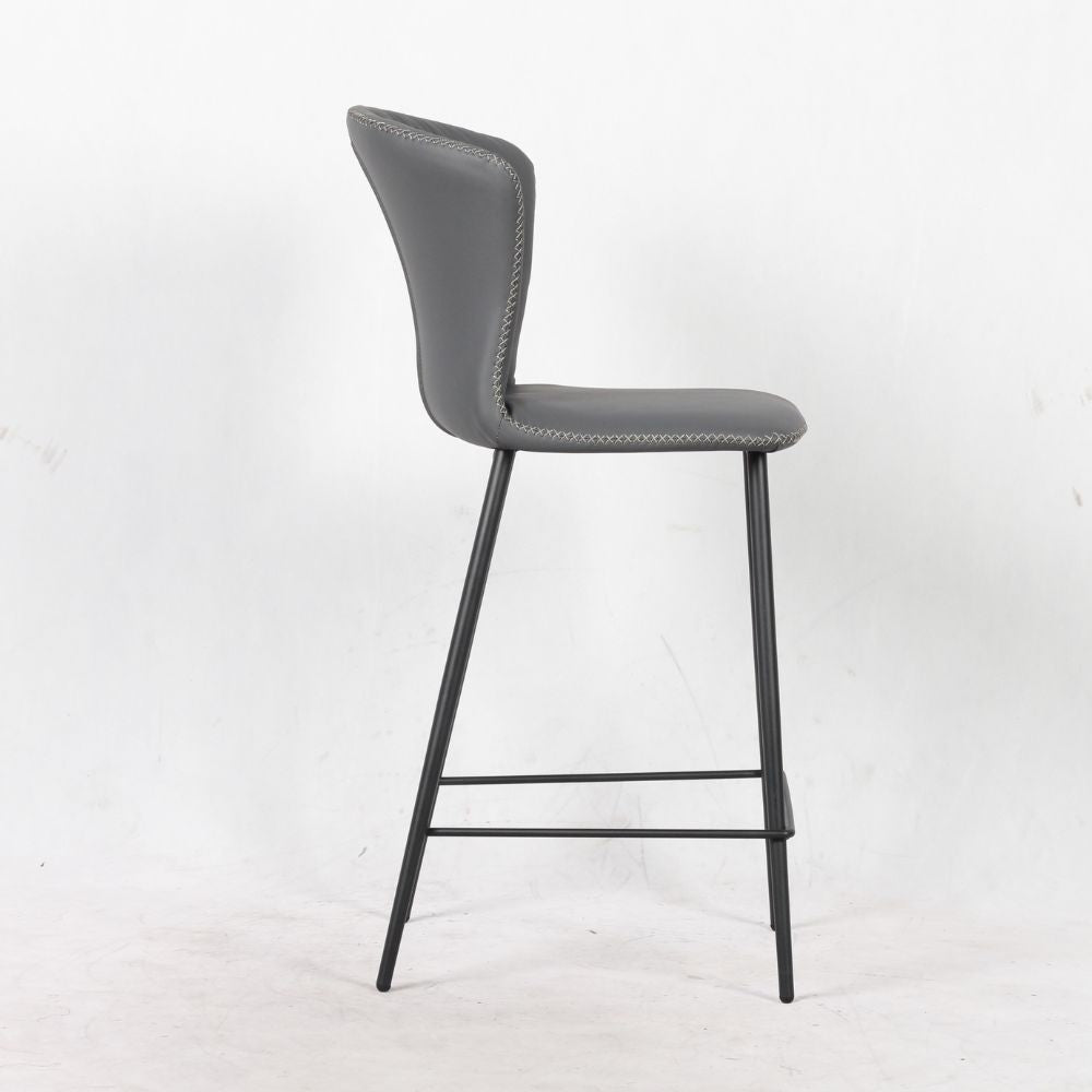 Sgabello Core colore antracite con gambe in metallo nero