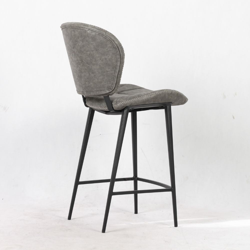 Sgabello Elice colore grigio chiaro gambe in metallo colore nero
