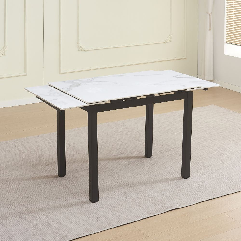 Tavolo allungabile Kyoto con piano in ceramica effetto marmo bianco lucido e struttura in metallo nero