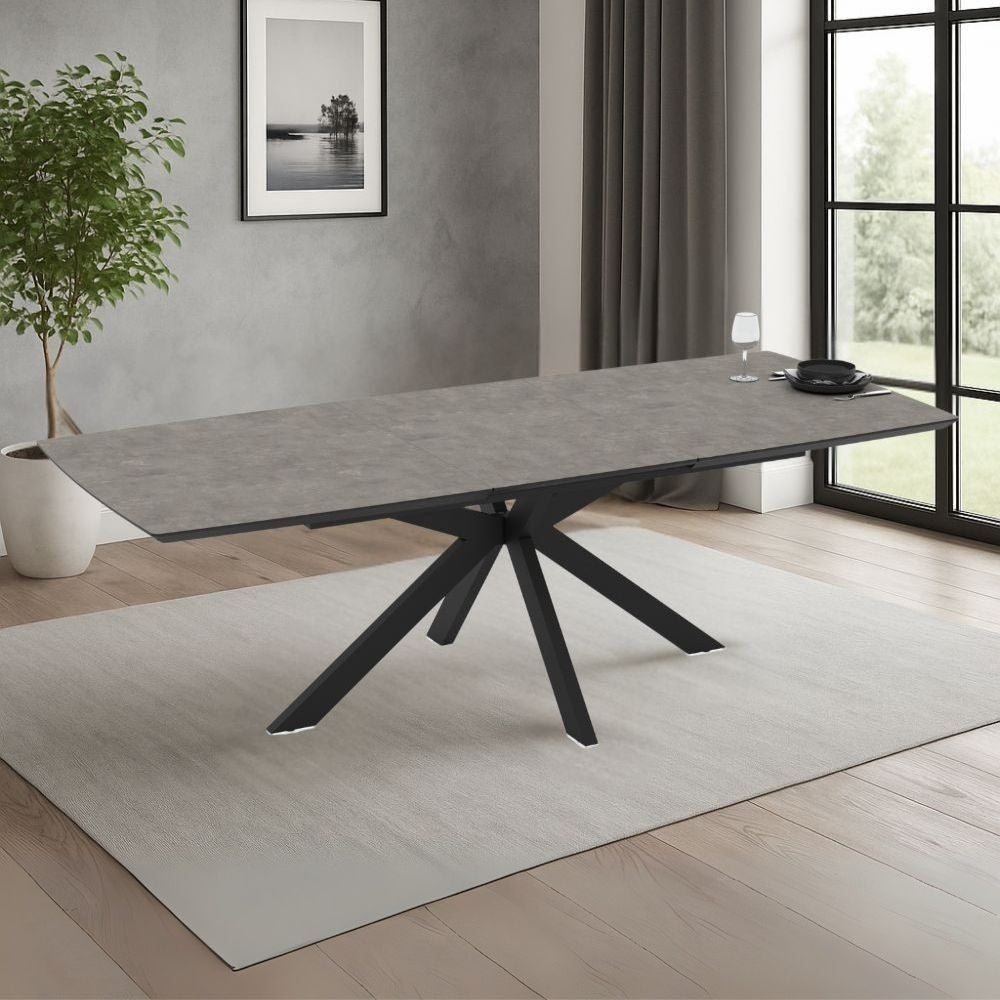Tavolo allungabile Verano con piano cemento e gambe nere
