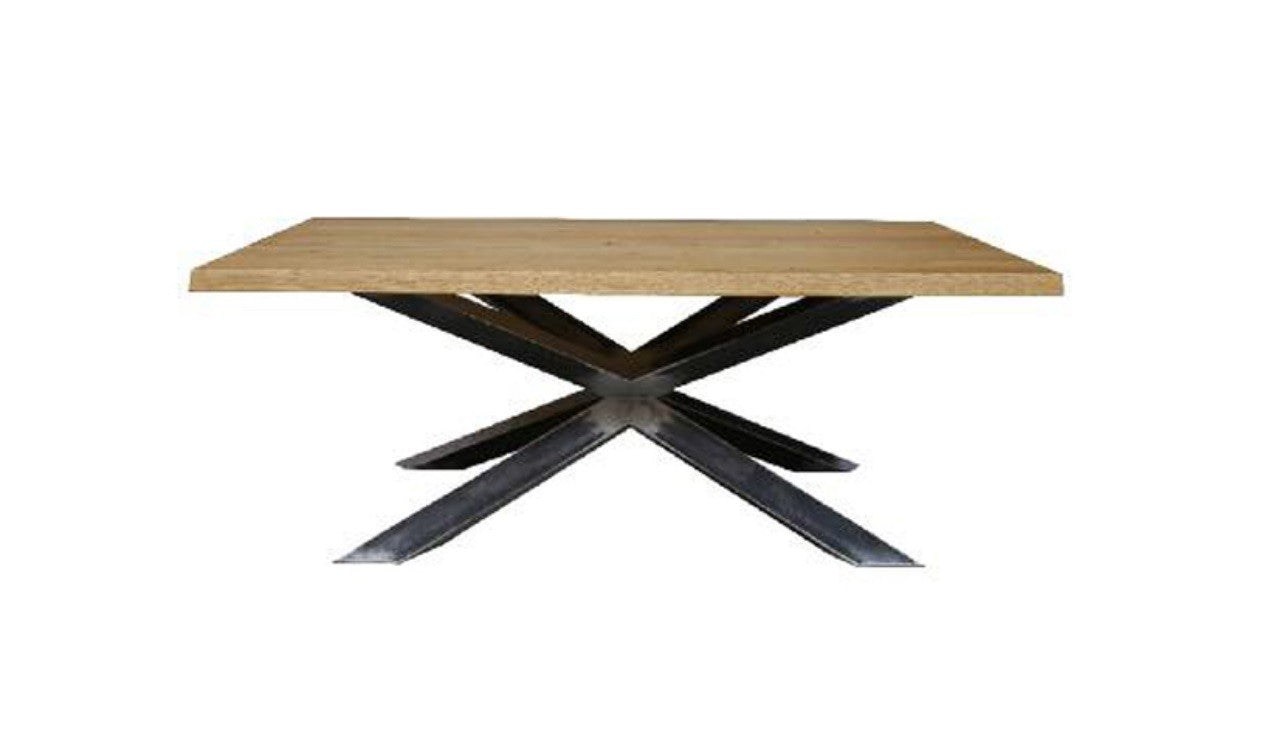 Tavolo Taranta con piano in legno rovere e struttura acciaio